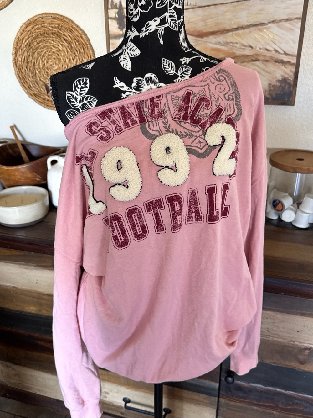 BDG URBAN OUTFITTERS OFF SHOULDER SWEATSHIRT